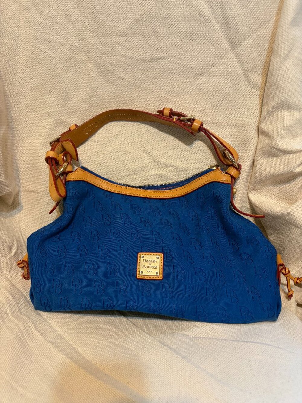 Vintage y2k Dooney & Bourke